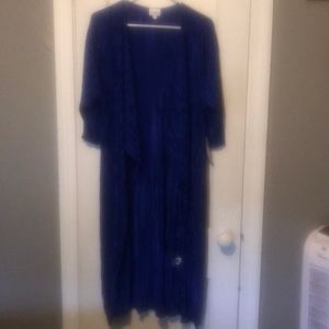 BNWT NOIR LULAROE SHIRLEY. SIZE MEDIUM $30